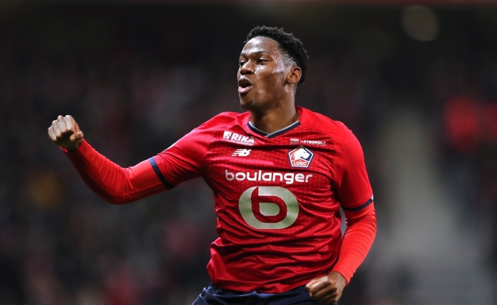 阿赫利奥马尔以惊人表现领跑法甲(利雅得希拉尔vs迪拜阿赫利沙巴布) 阿赫利奥马尔以惊人表现领跑法甲(利雅得希拉尔vs迪拜阿赫利沙巴布)