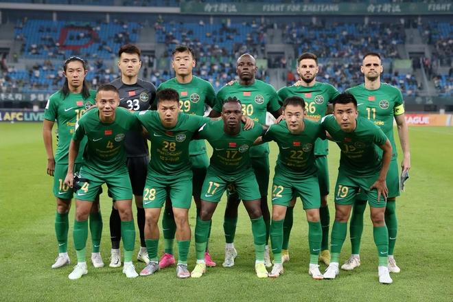 阿联酋阿里备战亚冠战,全队士气高涨的简单介绍 阿联酋阿里备战亚冠战,全队士气高涨的简单介绍