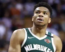 尤文图斯中卫因黄牌累积停赛一场的是谁 尤文图斯中卫因黄牌累积停赛一场的是谁